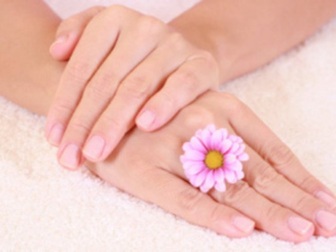 Зимен крем за много суха кожа на ръцете