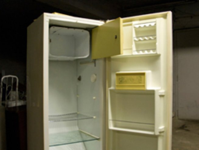 Почистването на хладилника – колко често?