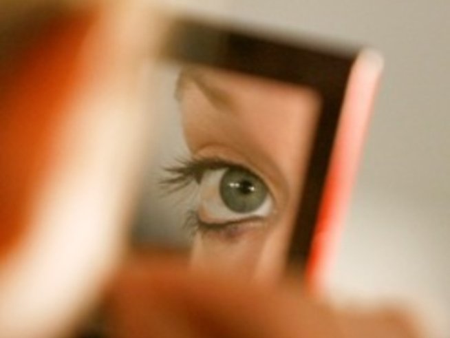 Очите подсказват подходящите сенки