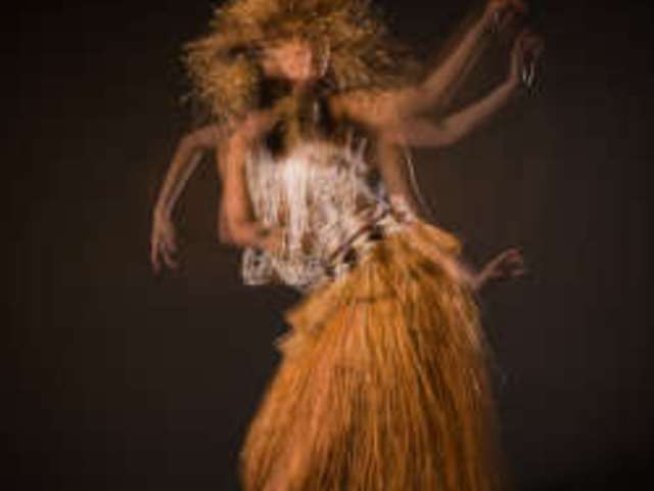 Фотоизложба на световноизвестния фотограф Саймън Люис