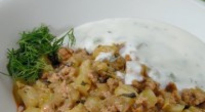 Тиквички с кайма