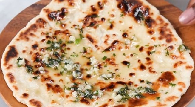 1 чаша кисело мляко
1 чаша самонабухващо се брашно