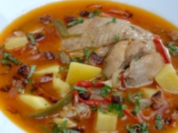 Пилешка супа &ndash; гулаш рецептата вижте тук&nbsp;.