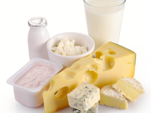 Млечни продукти
Млечните продукти съдържат алергени, които отключват възпалителни процеси в тялото. Тази провокация на имунната система може да доведе до сериозни проблеми. Консумацията на млечни продукти трябва да се прави с мярка и особено повишено внимание при претърпелите сериозна фабрична обработка млечни суровини.&nbsp;Снимка: istock