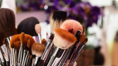 Как да дезинфекцирате четките за грим?