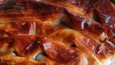 Ароматна баница с кайма и праз