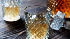 Съдове и пособия, които никога да не слагате в миялната машина