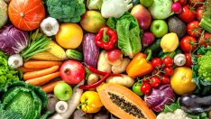 Цветни храни, подхранващи кожата