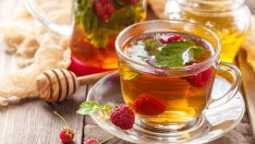 Чай от листа на малина и ползите му за здравето 