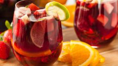 Ягодова сангрия с портокал 