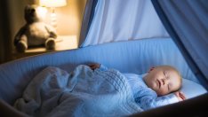 Една възможна причина бебето да се буди нощем