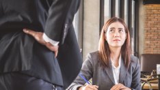 Как „бъди благодарен за работата“ води до стрес