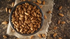 Най-полезните мазнини за кожа без бръчки