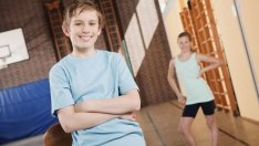 Необходимото спортно облекло за малките ученици