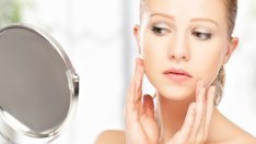 Как стресът влияе на акнето?