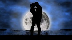 6 секс пози, които да пробваме във вода