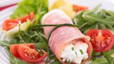 Рулца с шунка и яйца