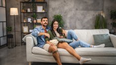 Ако приятелят ви прави тези неща, той си играе с вас