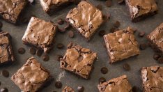 Брауни с шоколад и тахан