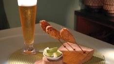 Храната в ресторанта е по-вкусна от домашната