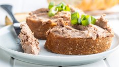 Лесна рецепта за пастет от пилешки дробчета