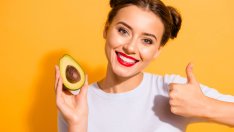 6 храни и напитки, с които да забавите стареенето на кожата