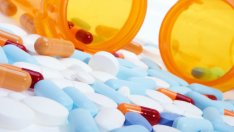 Ако сте на антибиотик, не приемайте тези храни и напитки!