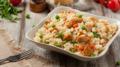 Пиле с ориз в един тиган