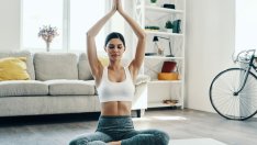 Възстановяваща йога – 13 причини да я практикувате