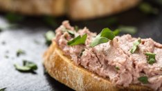 Пастет с риба тон и каперси