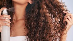 Спрей за коса с морска сол за стилизиране и против омазняване