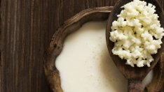 Пийте кефир при акне, висока кръвна захар и за здрав стомах 