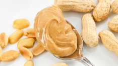 Храни, съдържащи повече мазнини от една поничка