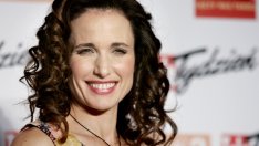 Да остаряваш красиво и с достойнство, без силикон и ботокс