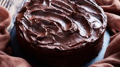 Шоколадова глазура за торта, кекс, сладкиш