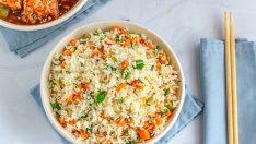 Пиле с ориз и яйце по китайски 