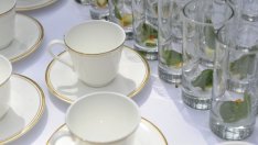 Отслабване с чай от джинджифил – рецептата на Деми Мур