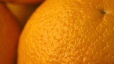 Храни и напитки, които предпазват от целулит