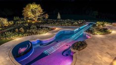 Басейн във формата на цигулка Страдивариус (галерия)