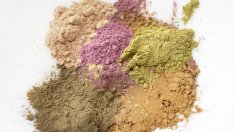 Как да боядисаме косата си с естествени съставки