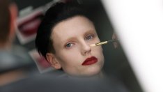 Ярки цветове в колекцията на Том Форд за есен/зима 2025/2026 (+Снимки)