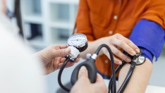 Храни и напитки за сваляне на кръвното налягане