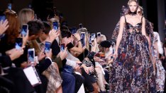 Elie Saab с разкошна пролетно-лятна колекция