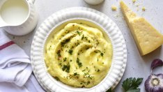 Картофено пюре с масло и сирене