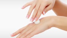 Маска за бебешка кожа на ръцете