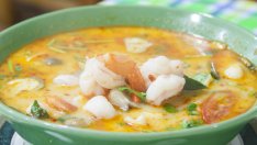 Тайландска супа със скариди и кокосово мляко