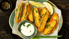Рецепта за пържени тиквички по гръцки – уникално вкусни!