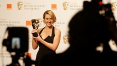 Кои звезди са подобрили стила си с времето?