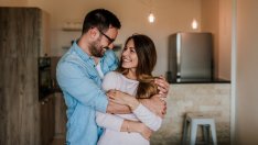 5 редки мъжки качества, които ви карат да се чувствате у дома във връзката