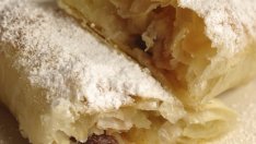 Ябълков щрудел със стафиди